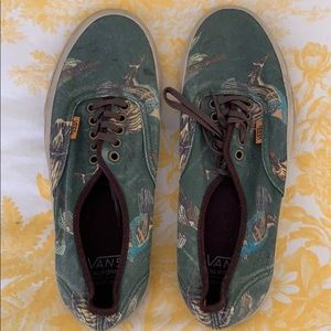Vans Authentic (Size 10 - LIMITED EDITION!)